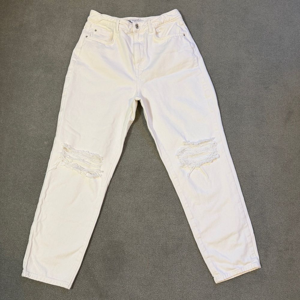 Zara White Jeans - High-Rise - Curvy, Relaxed Fit - Cropped / Petite - Size 6